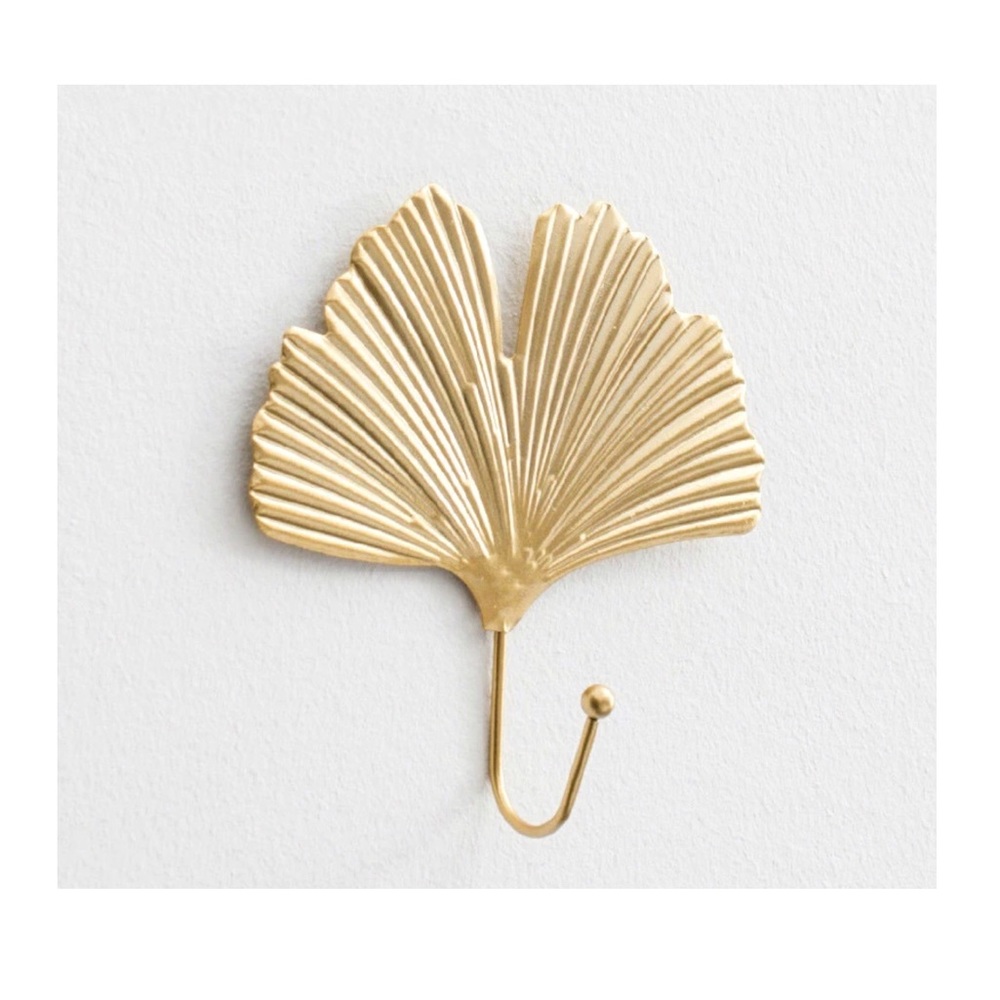 ✨3for$38 New 1 Piece Gingko Leaf Wall Hook | Home Decor Wall Accent Organizing - Picture 4 of 9